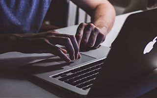 在指尖重新定义娱乐边界：PG模拟器的沉浸式体验