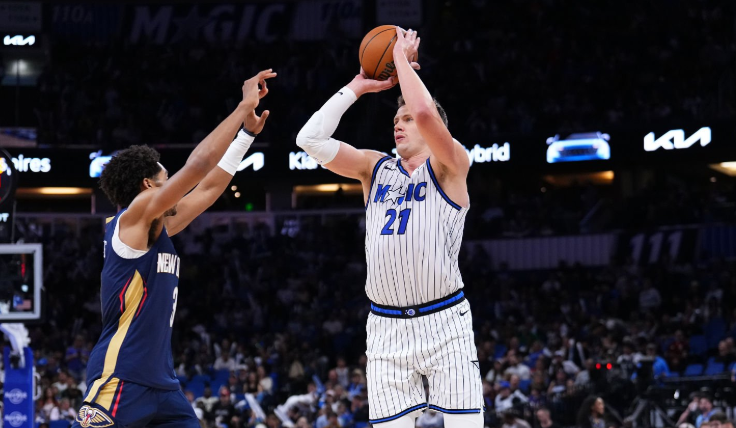 魔术3人20+获胜！大瓦时隔386天复出8分 鹈鹕近11战10败