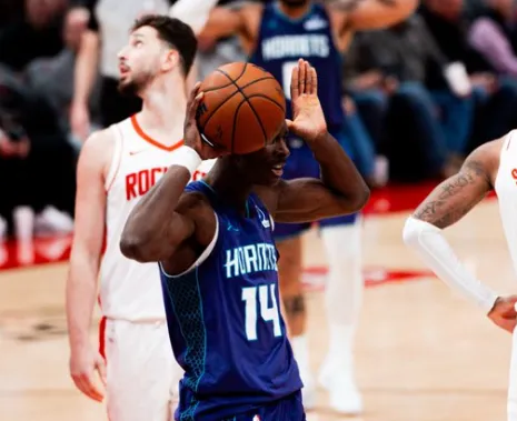 乐鱼电竞平台-势如破竹！黄蜂客胜火箭豪取八连胜，战绩来到24胜28负